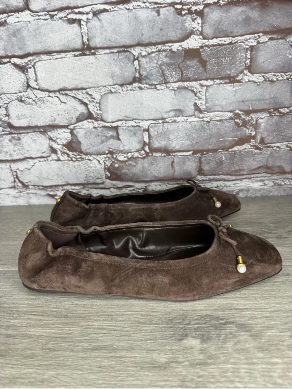 Vince Camuto Brown Suede Pearl Bow Square Toe Ballet Flats Women sz 9M US/40EU